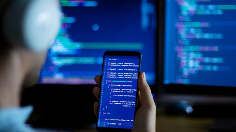 昌都小程序制作：费用全解析，移动应用维护成本多少？